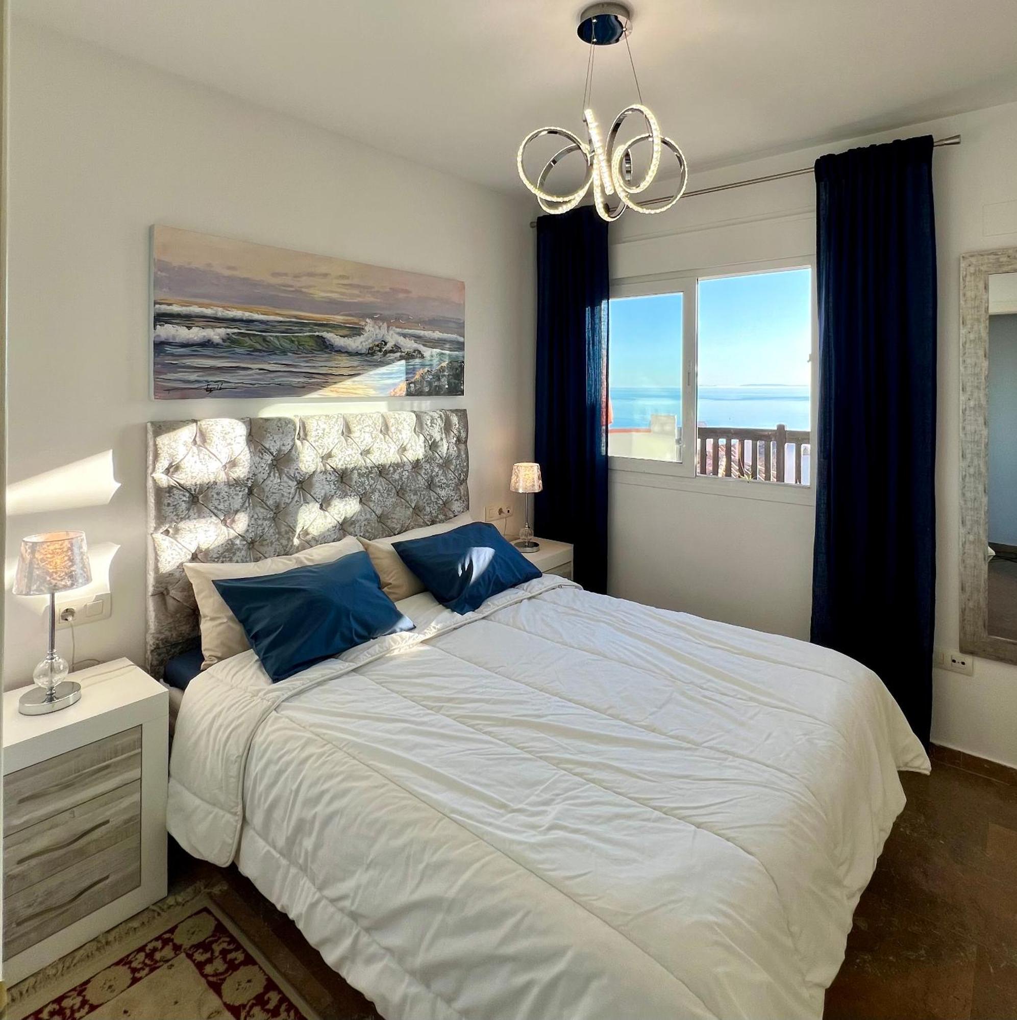 Beachfront Penthouse Apartment With Large Terrace And Breathtaking Sea Views Close To Marbella Spain Sitio de Calahonda Esterno foto