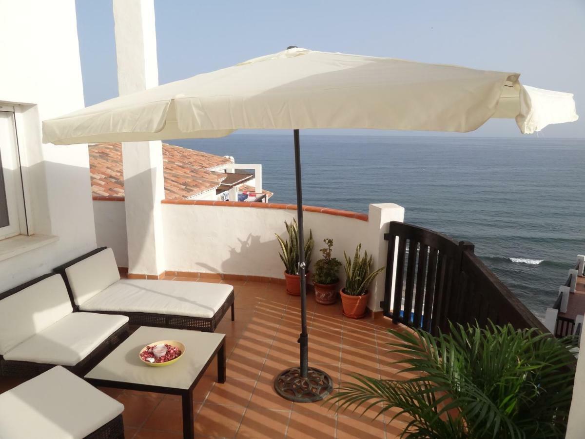 Beachfront Penthouse Apartment With Large Terrace And Breathtaking Sea Views Close To Marbella Spain Sitio de Calahonda Esterno foto